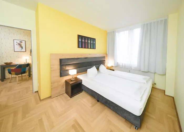 AMC Apartments Ku\'damm