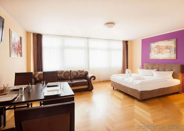 Youth Apartments - Ku\'Damm