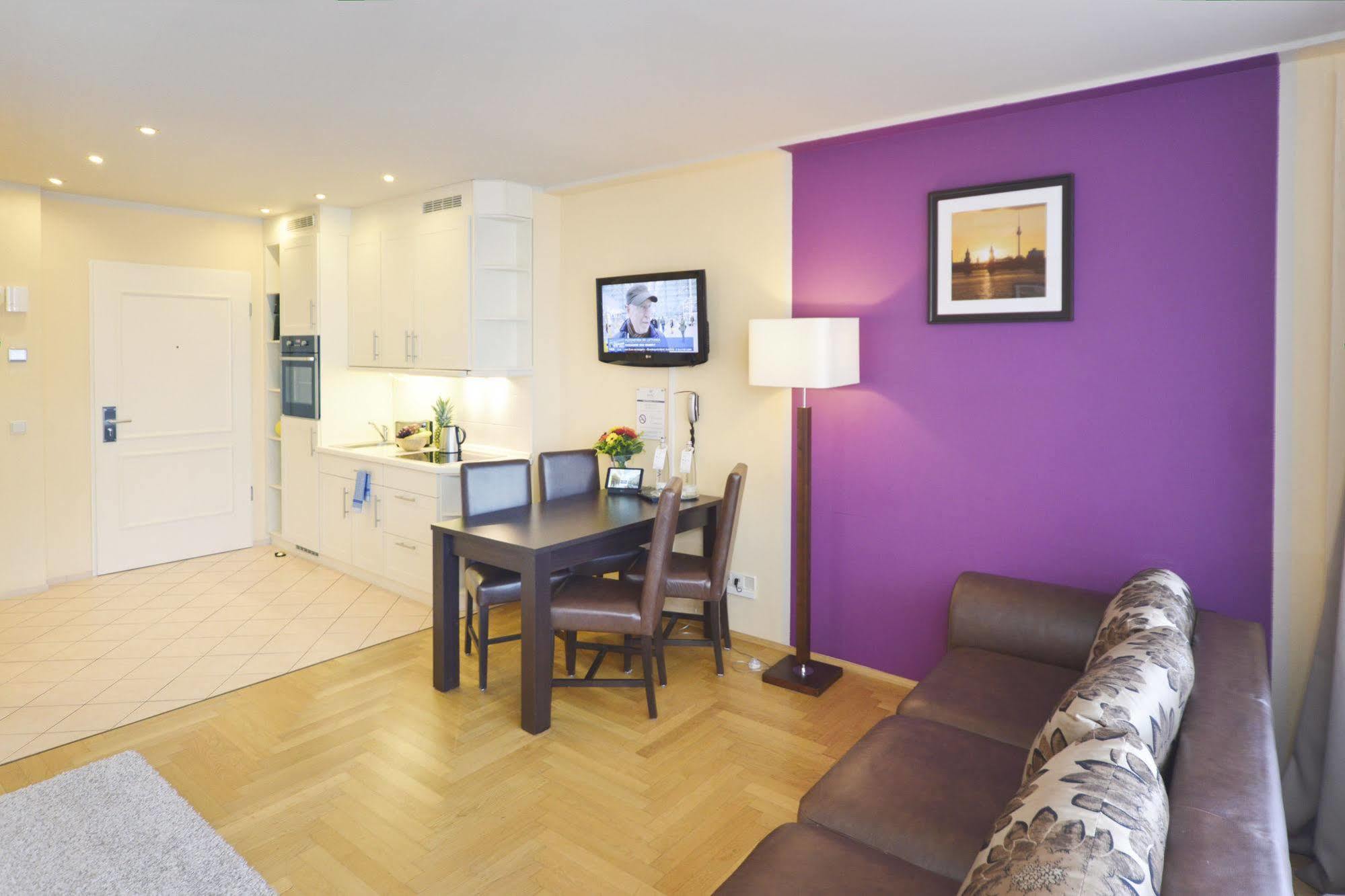 AMC Apartments Ku'damm *